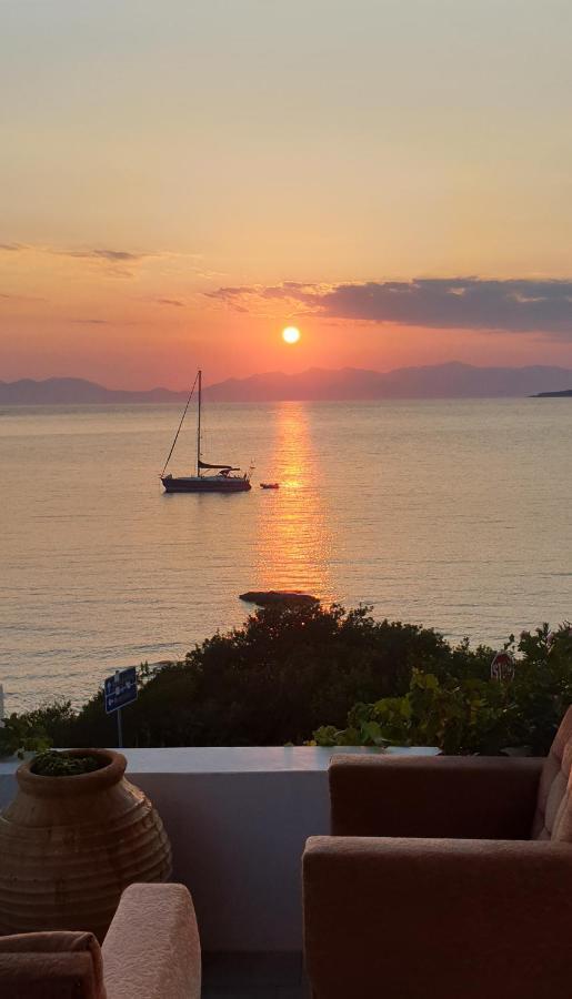 Sunset Holiday House Archangelos  Luaran gambar