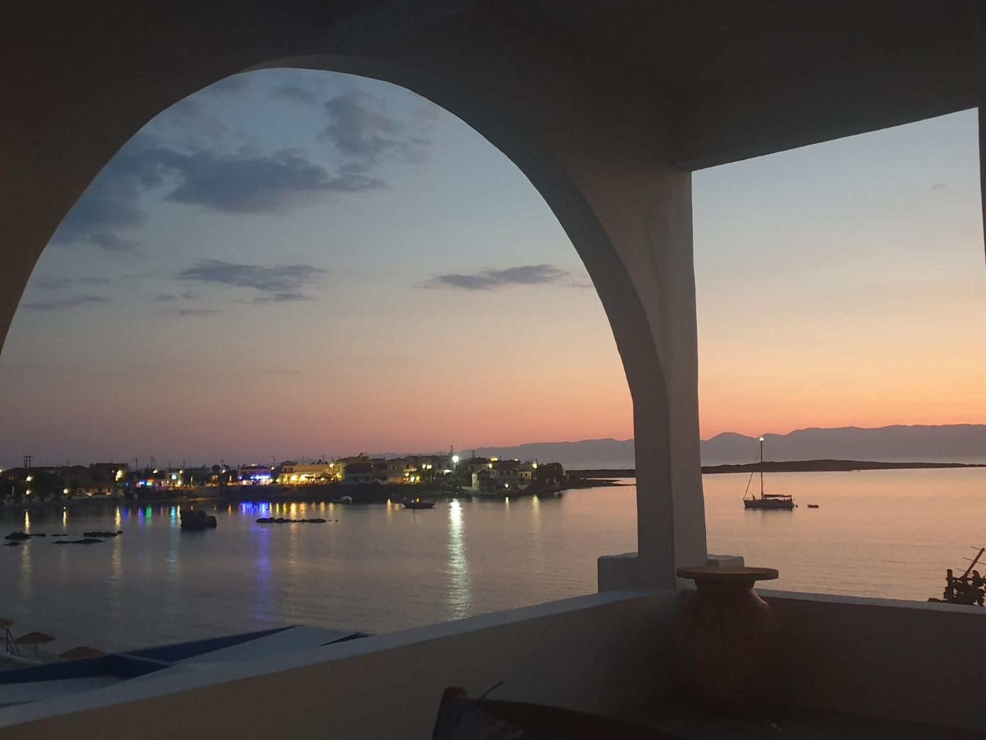 Sunset Holiday House Archangelos  Luaran gambar